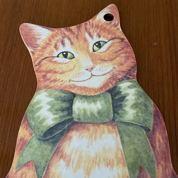 VTG Melamine Cat Cutting Board - Picture 2 of 8